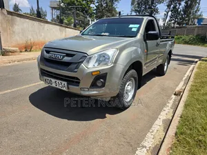 Isuzu D-MAX 2021 Silver
