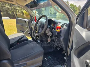 Isuzu D-MAX 2021 Silver