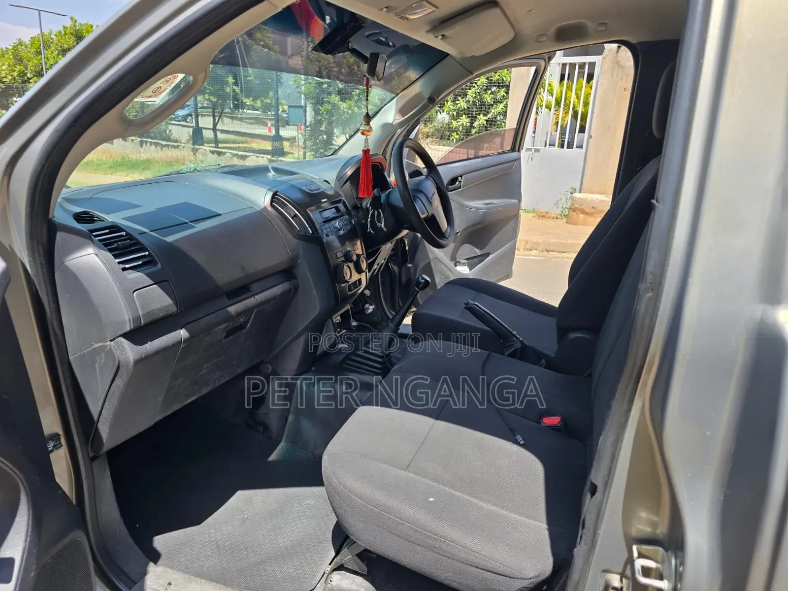 Isuzu D-MAX 2021 Silver