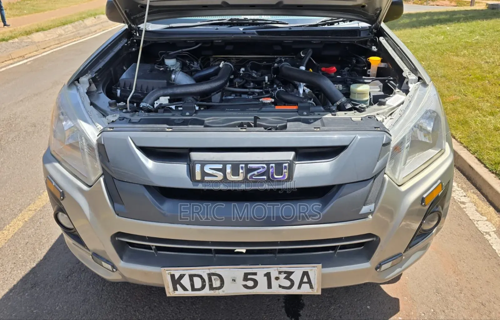 Isuzu D-MAX 2021 Gray