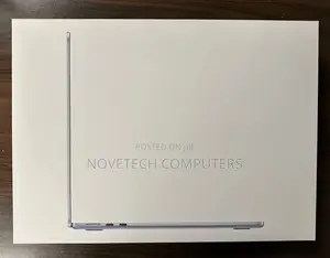 New Laptop Apple MacBook Air 2025 M4 13-inch 16GB Apple M4 SSD 256GB