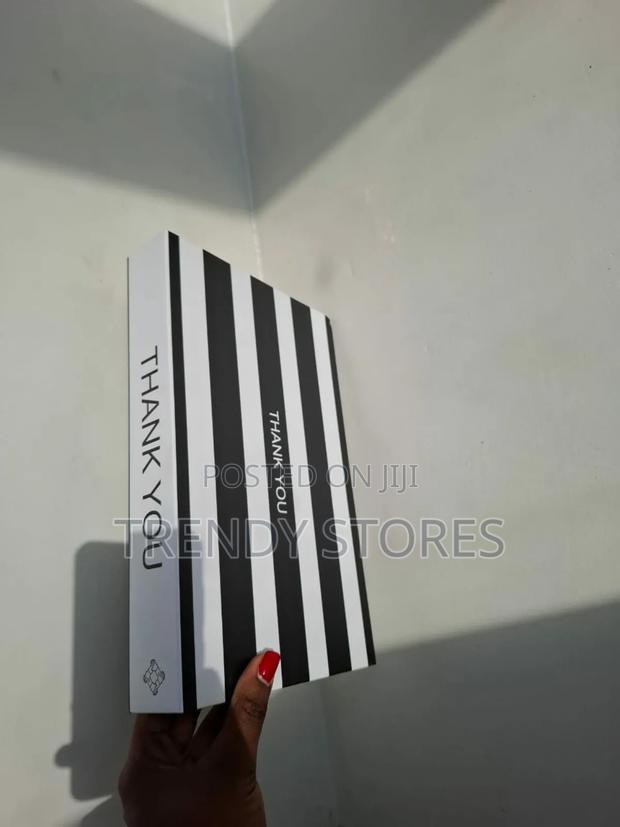 Decoration Books - main view