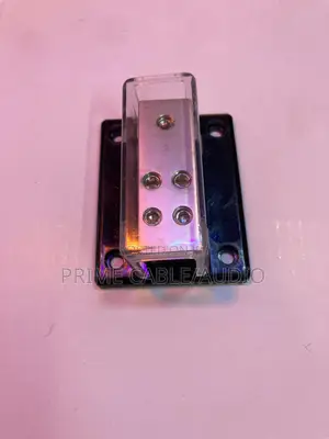 Distribution Blocks 1 in 4 Gauges in 8 Gauge Out Car Audio Power