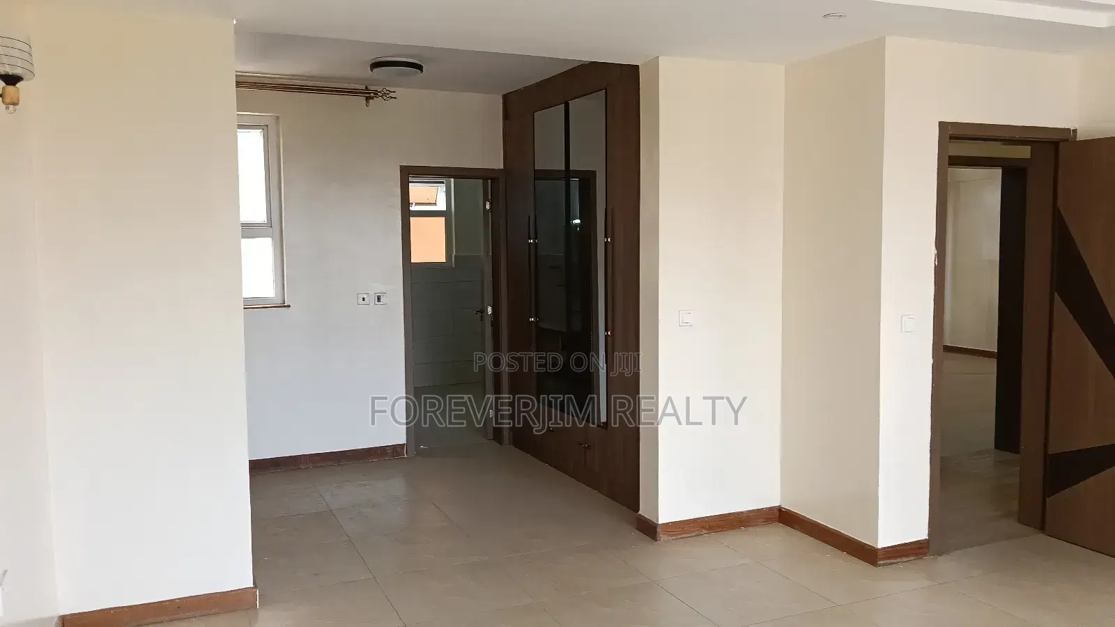4bdrm Apartment in Kilimani for rent