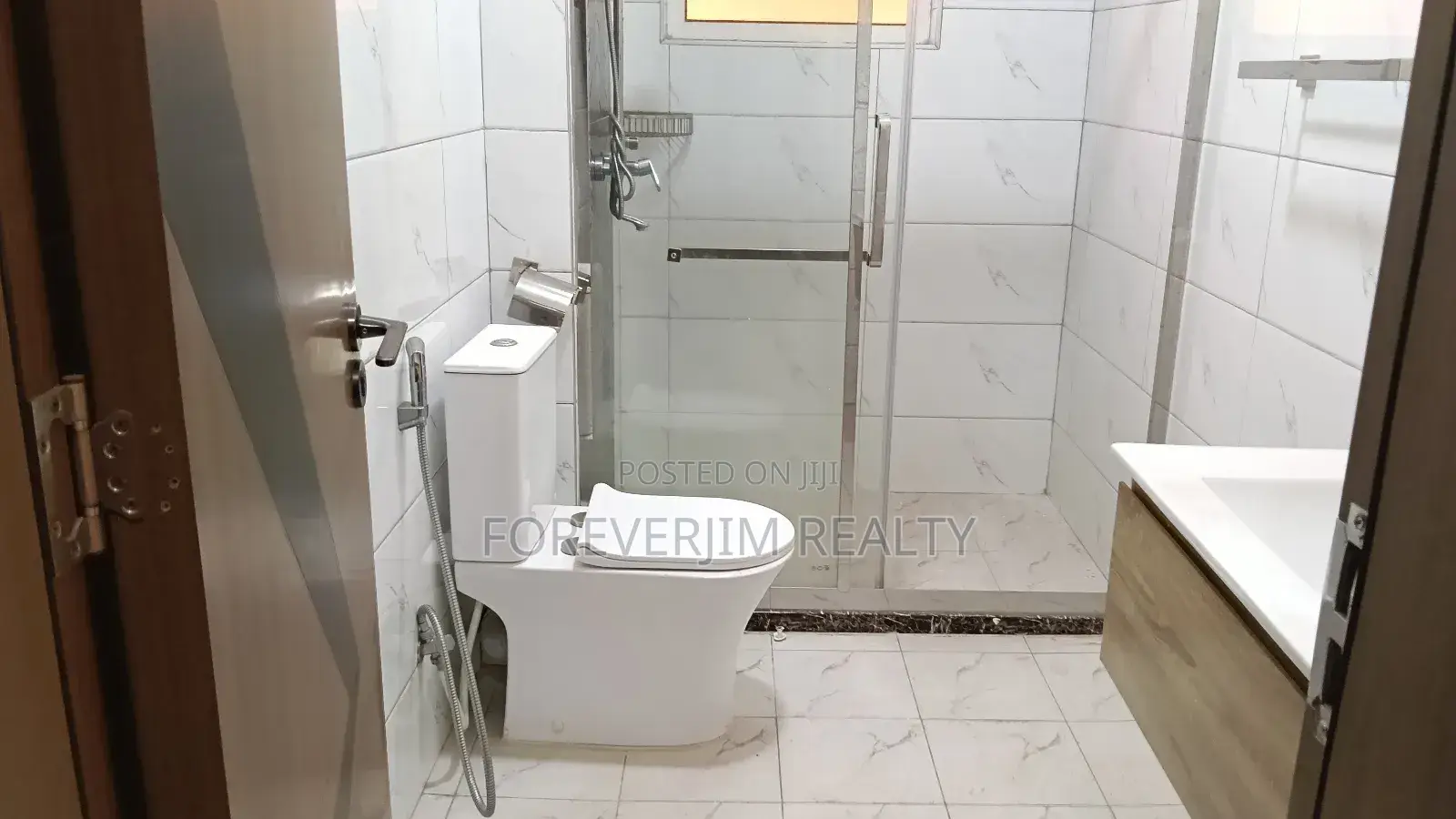 4bdrm Apartment in Kilimani for rent