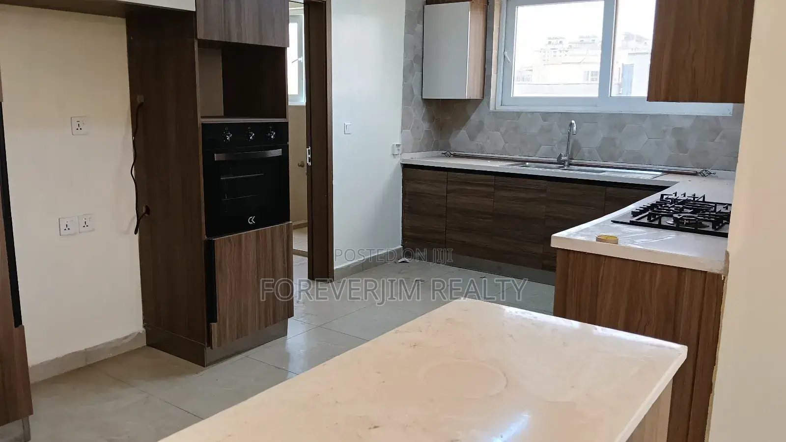 4bdrm Apartment in Kilimani for rent