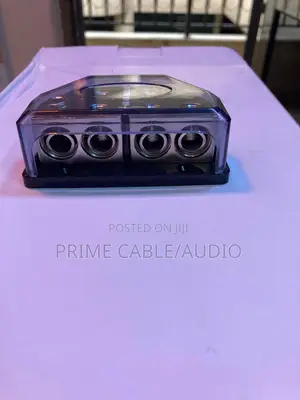 2 in 4 Out 4 Gauge Distribution Block