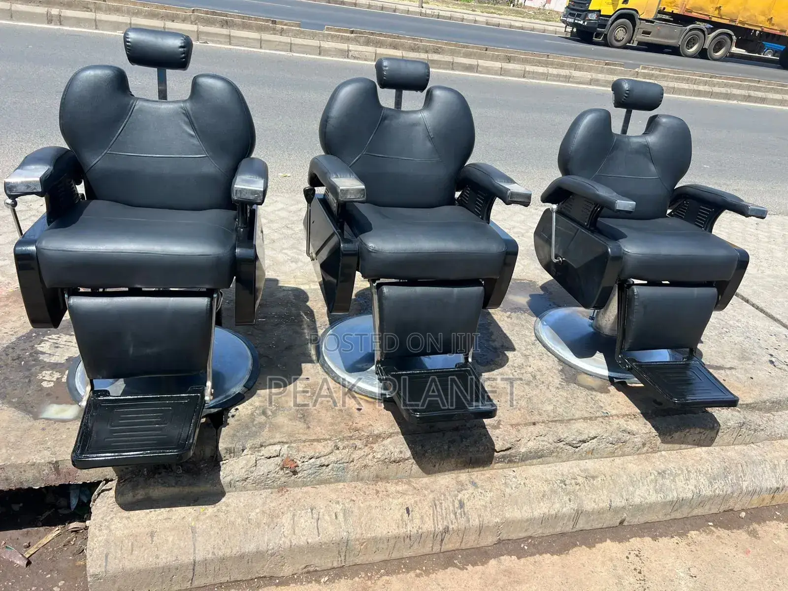 Jumbo Barber Chair Imported