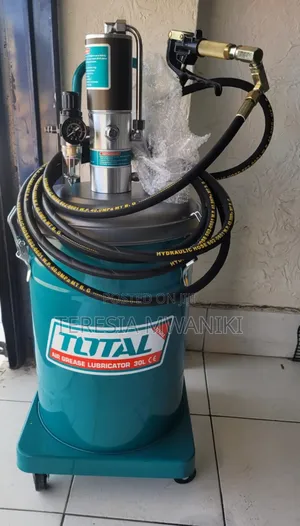 Air Grease Bucket.