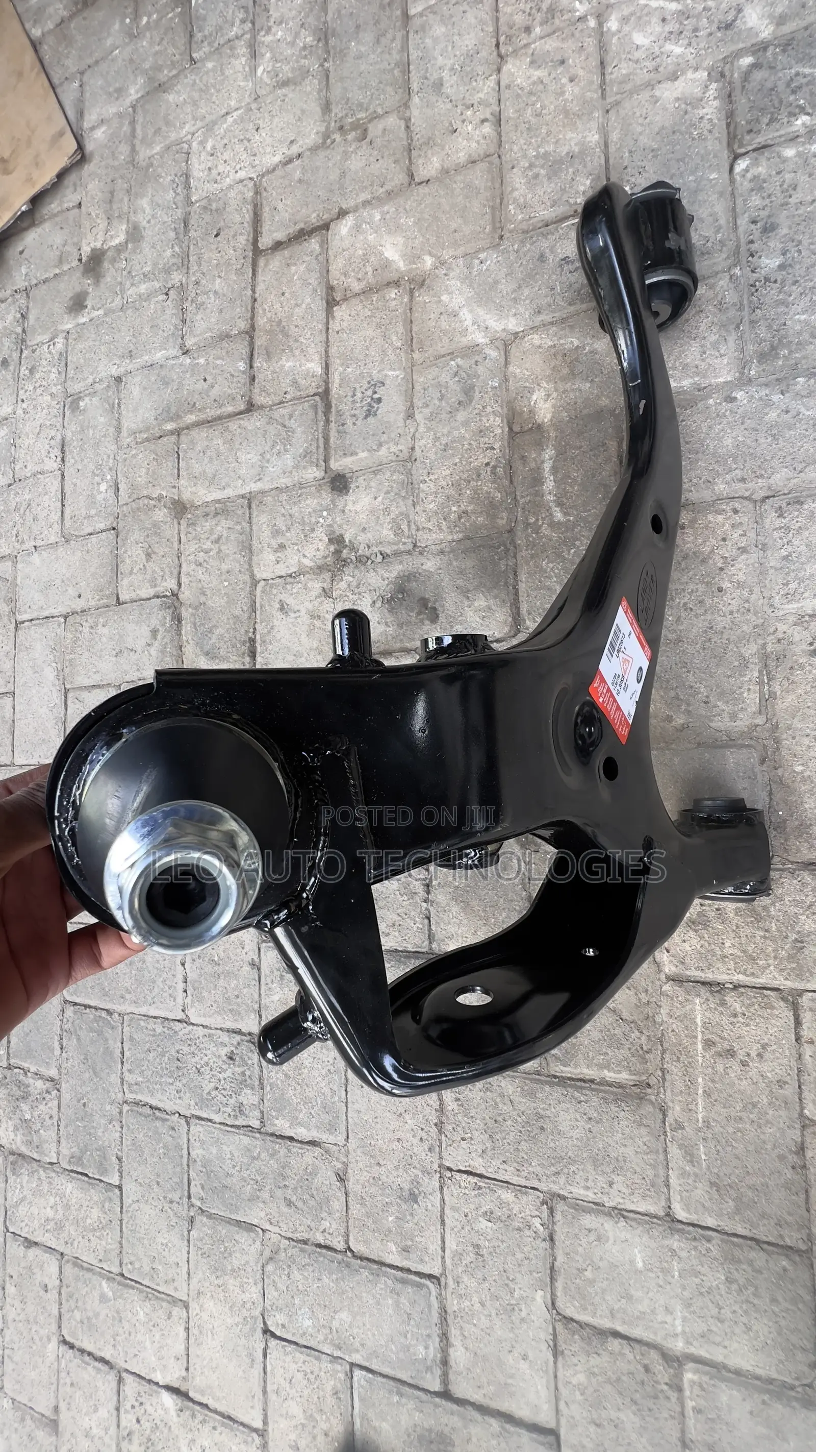 Lower Control Arm for Land Rover Discovery 4 and Range Rover Sport