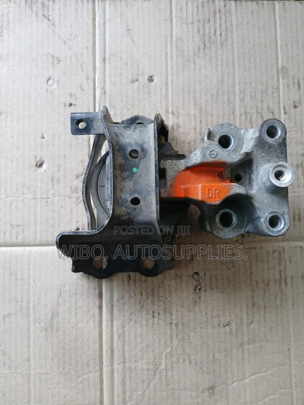 Nissan Note E12 2012-2018 Model Engine Mount