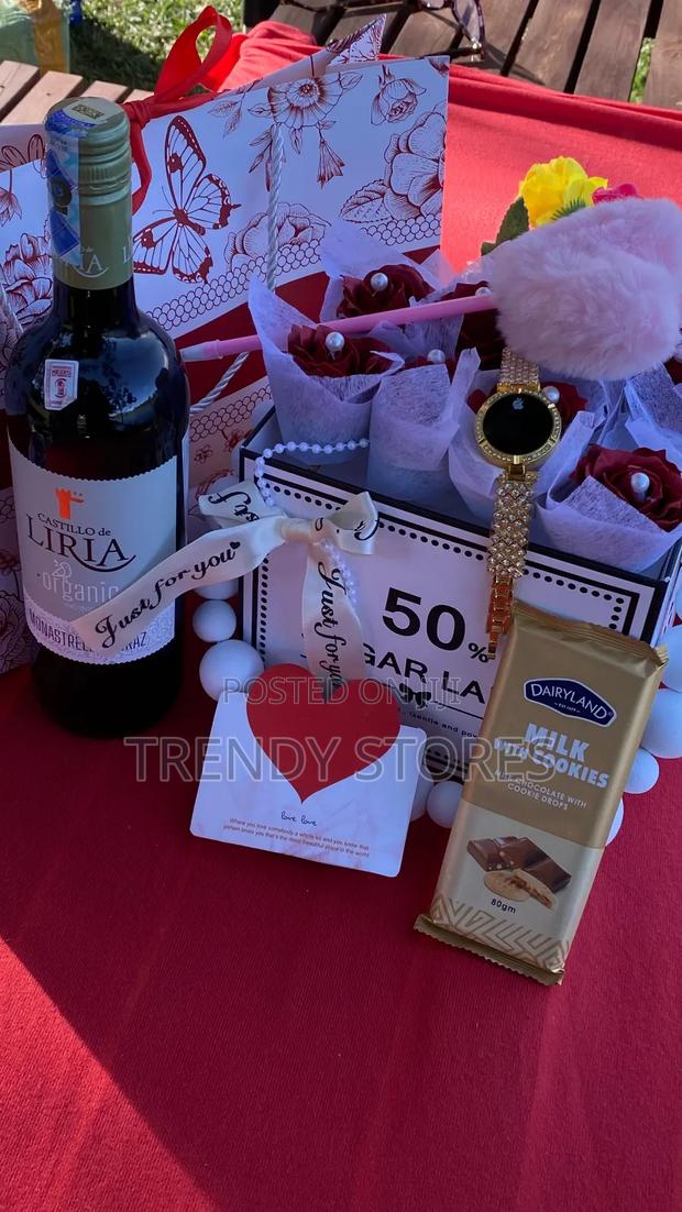 Ladies Valentine's Gift Set - thumbnail 3