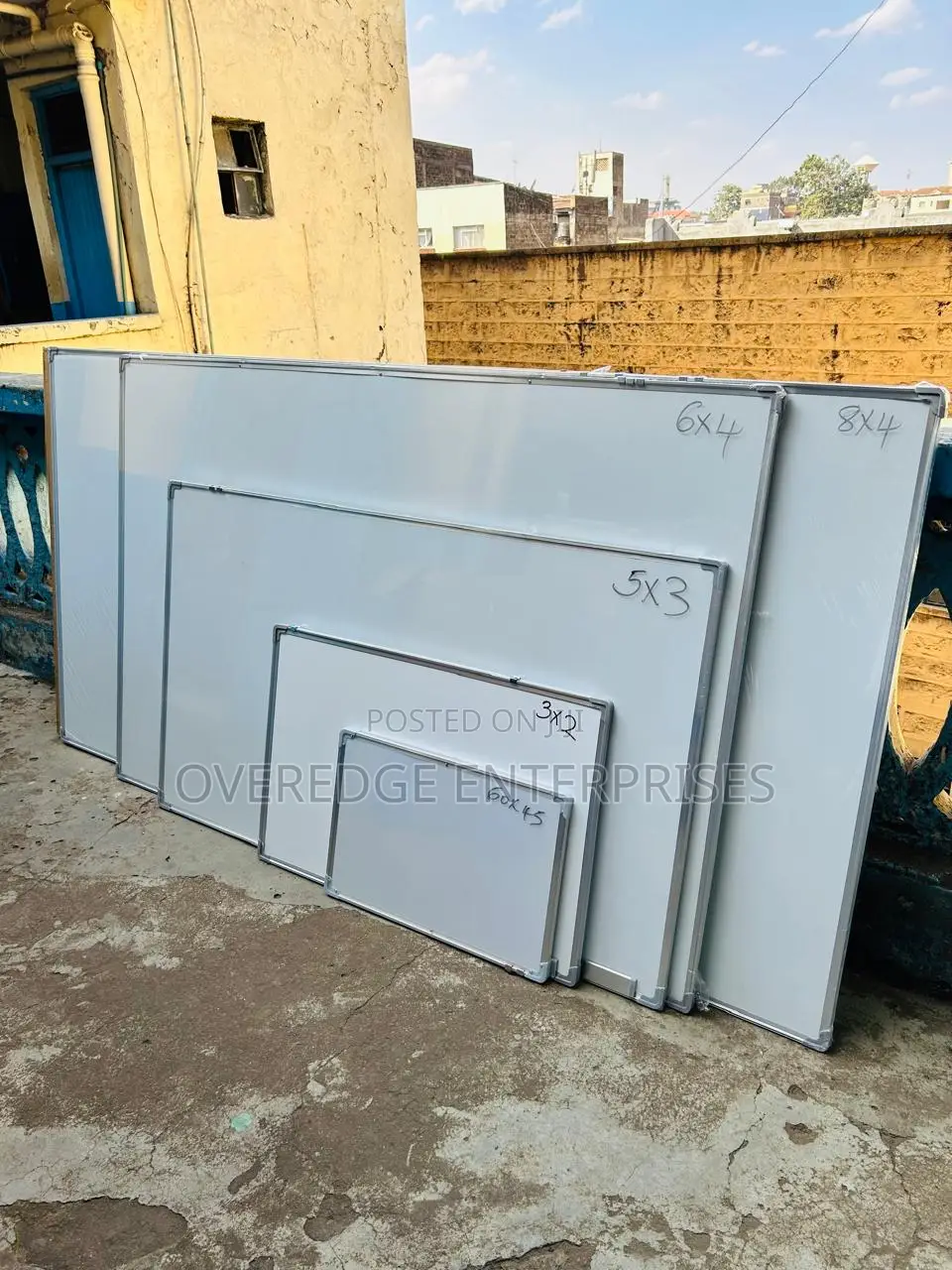 Whiteboard and Erasers 3x5 Ft on Offer