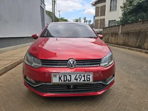 Volkswagen Polo 2015 Red