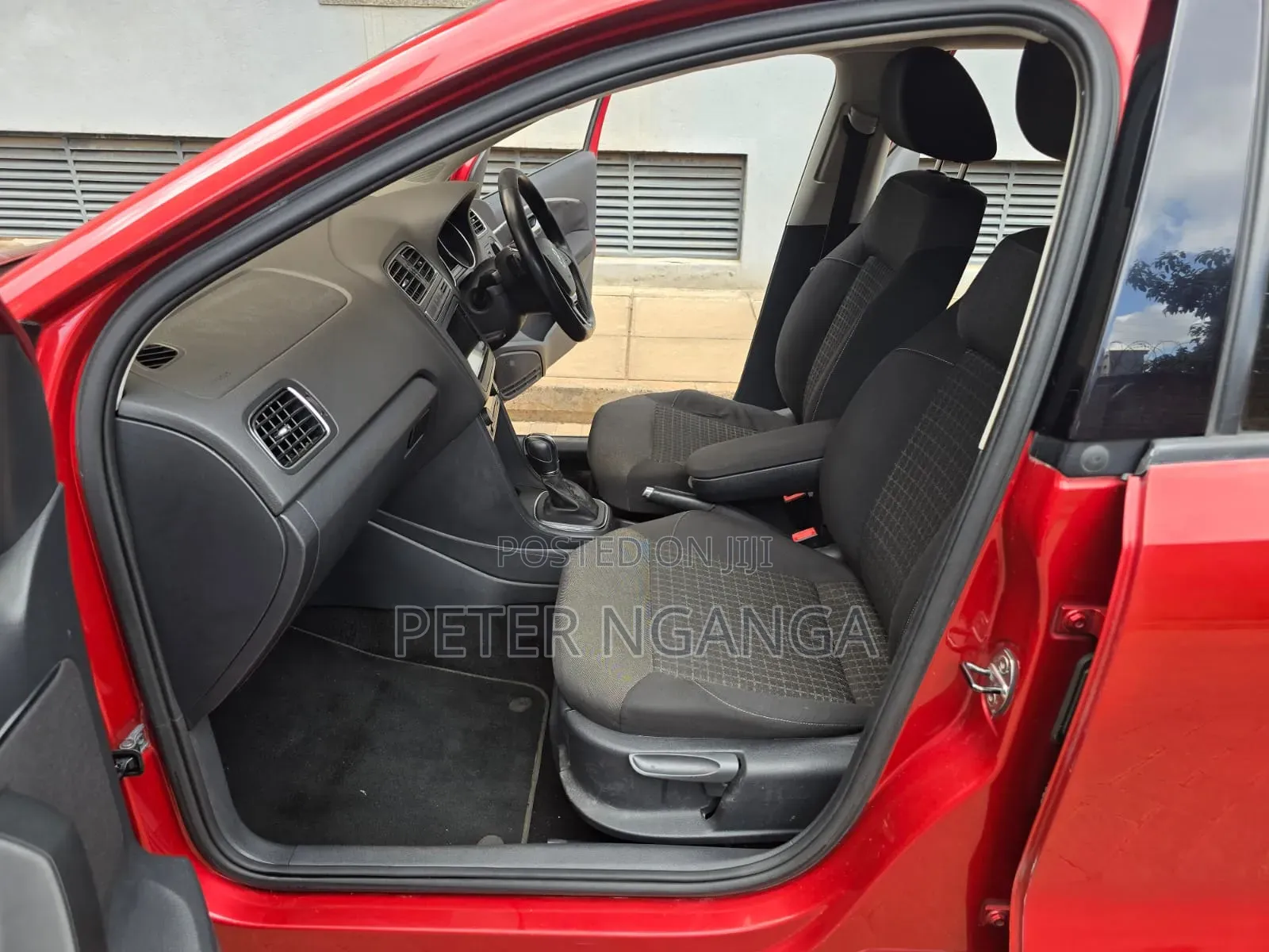 Volkswagen Polo 2015 Red