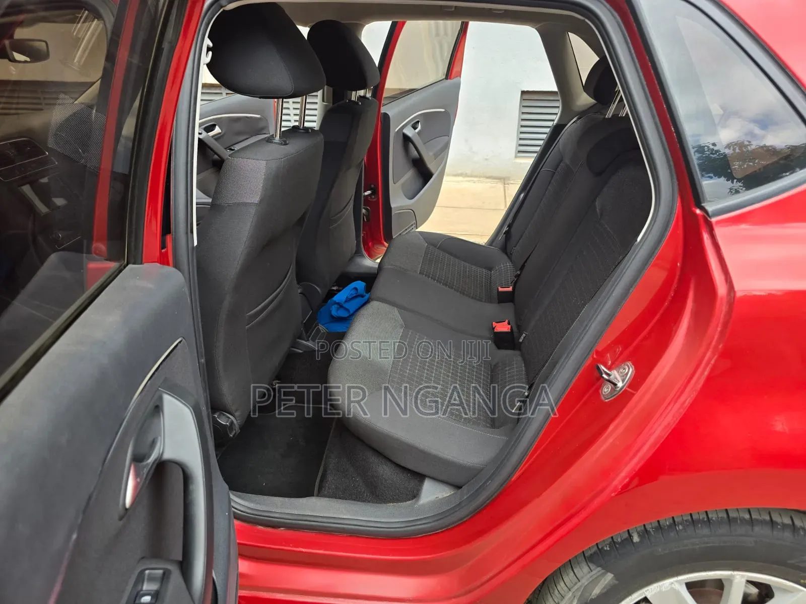 Volkswagen Polo 2015 Red