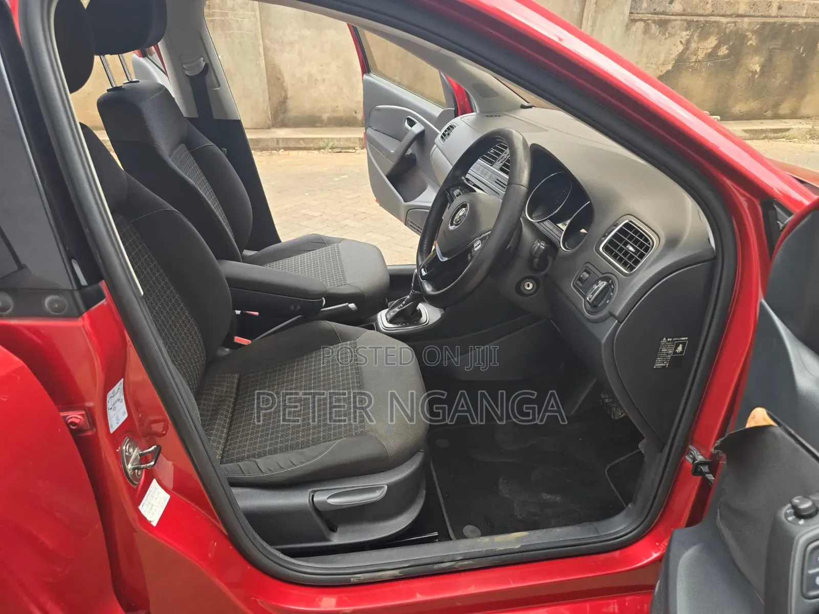 Volkswagen Polo 2015 Red