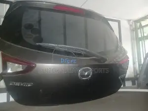 Mazda Demio Dj5fs Tailgate / Boot Door 2014–2019 Original Ex-Japan