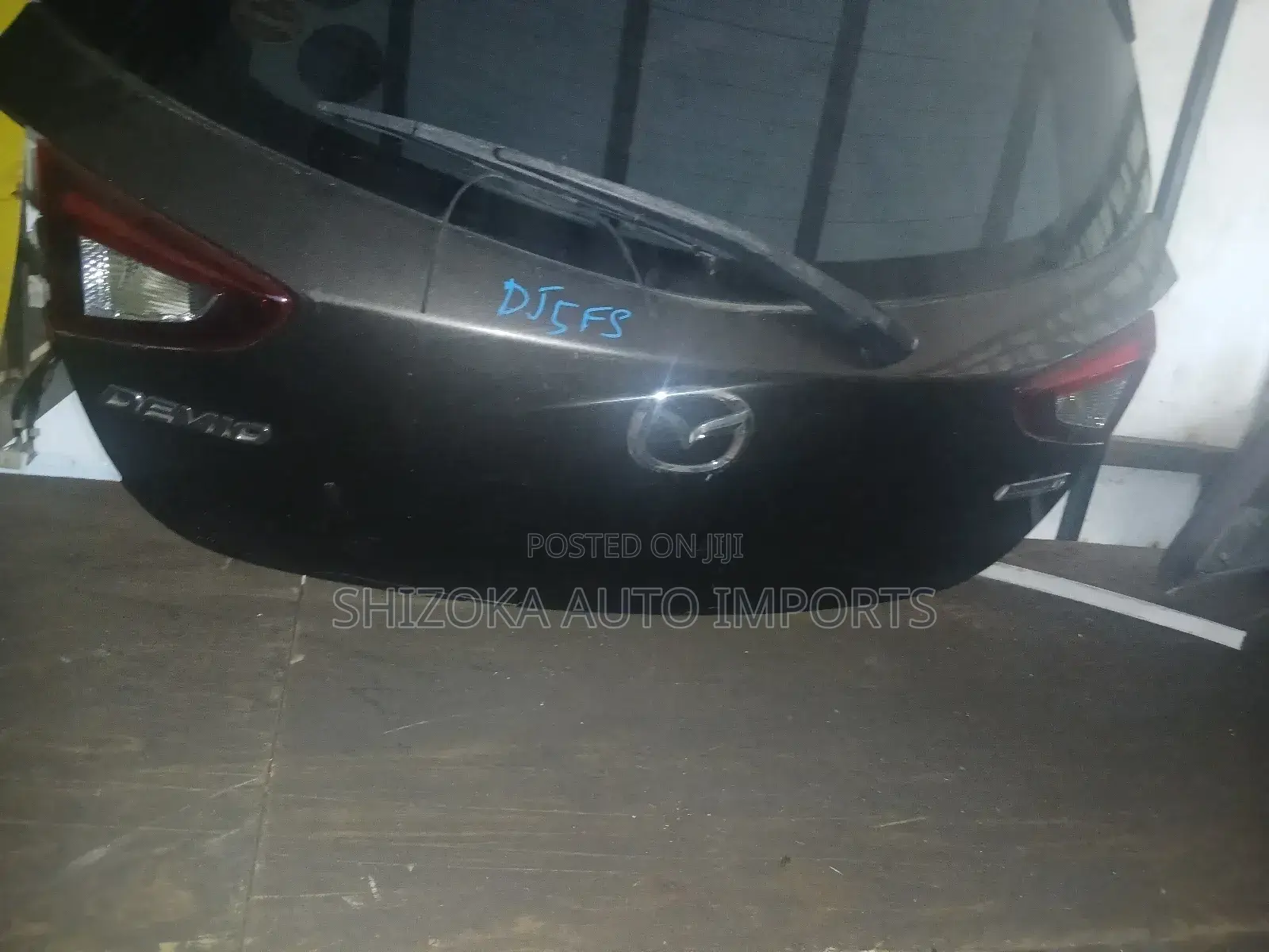 Mazda Demio Dj5fs Tailgate / Boot Door 2014–2019 Original Ex-Japan