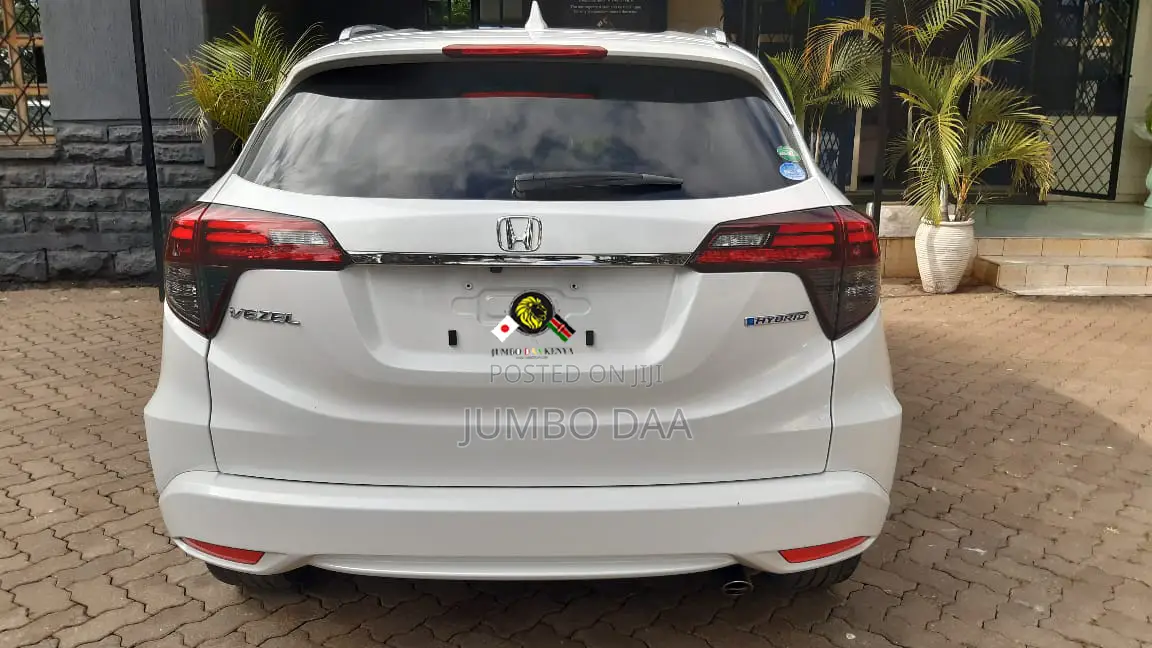 Honda Vezel 1.5 2WD 2018 White