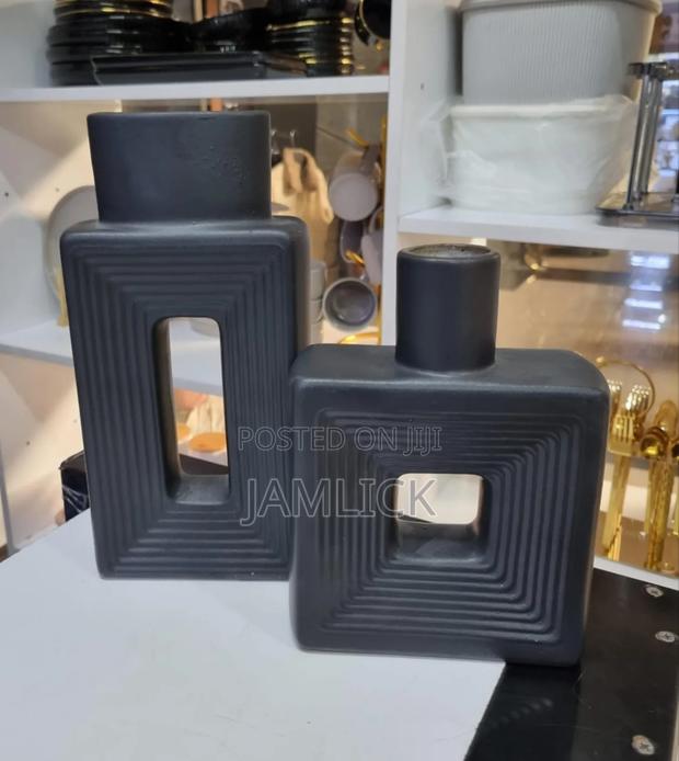 2pcs Resin Square Decorative Vase Set –Av - thumbnail 3
