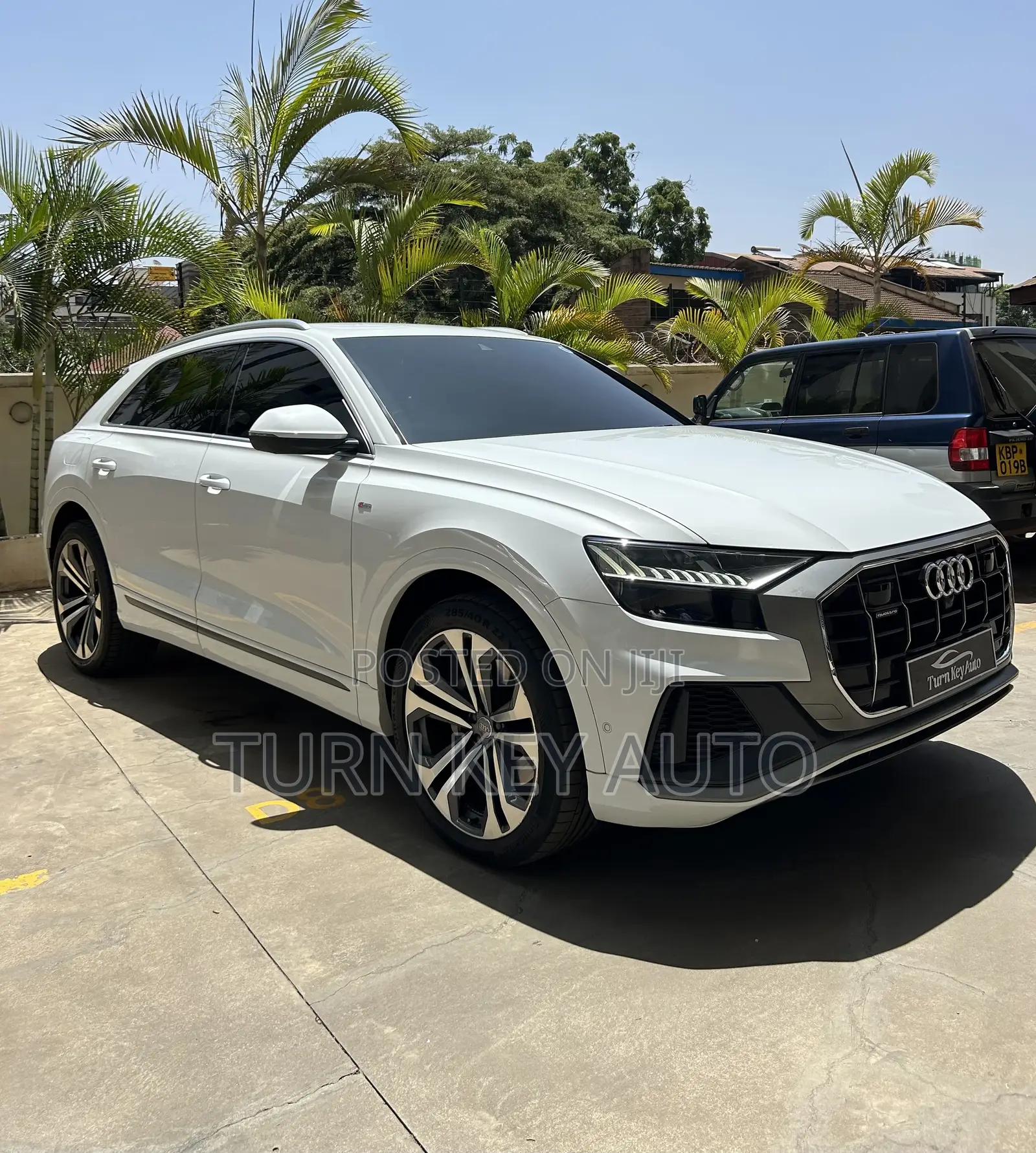 Audi Q8 2021 White