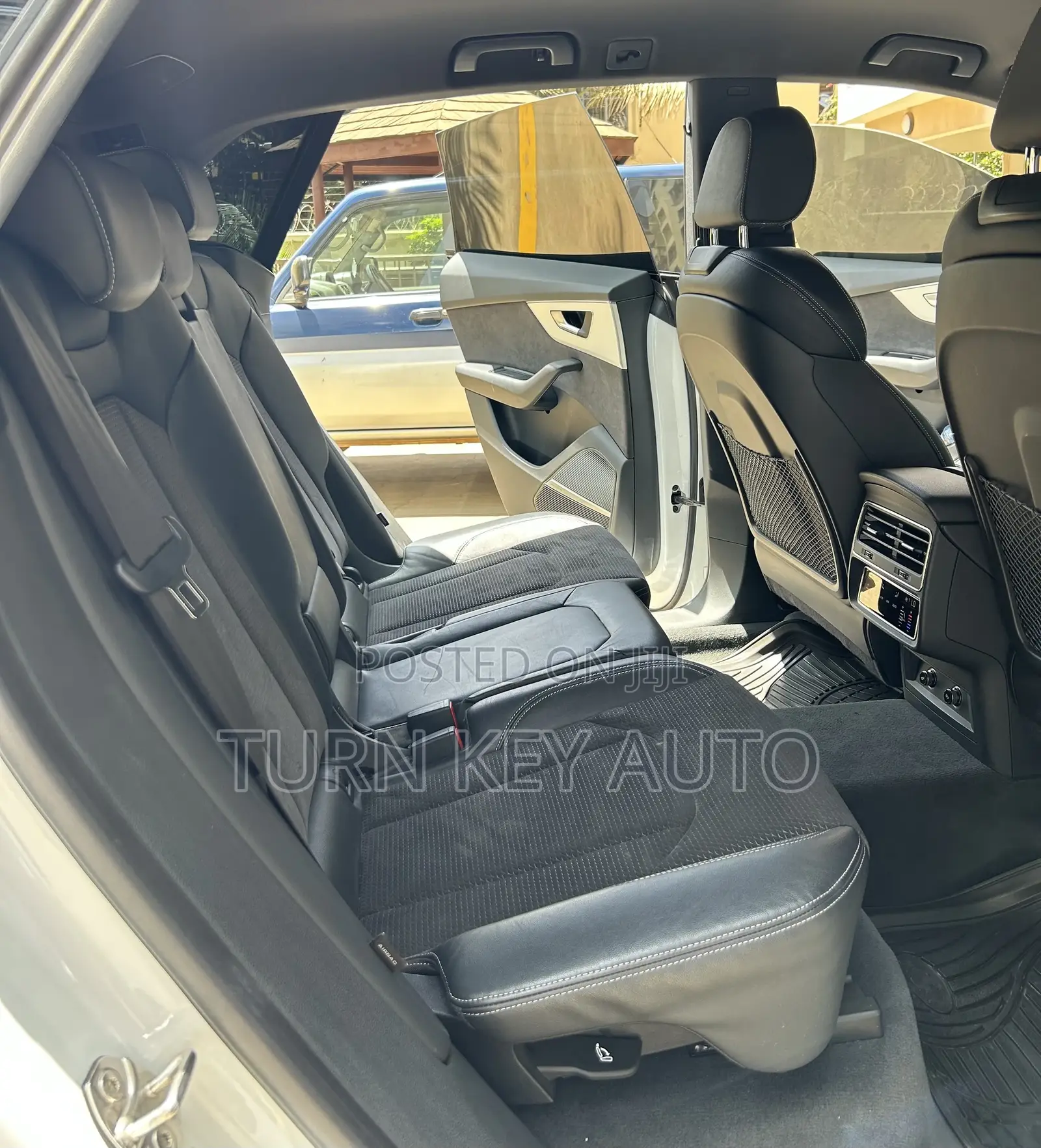 Audi Q8 2021 White