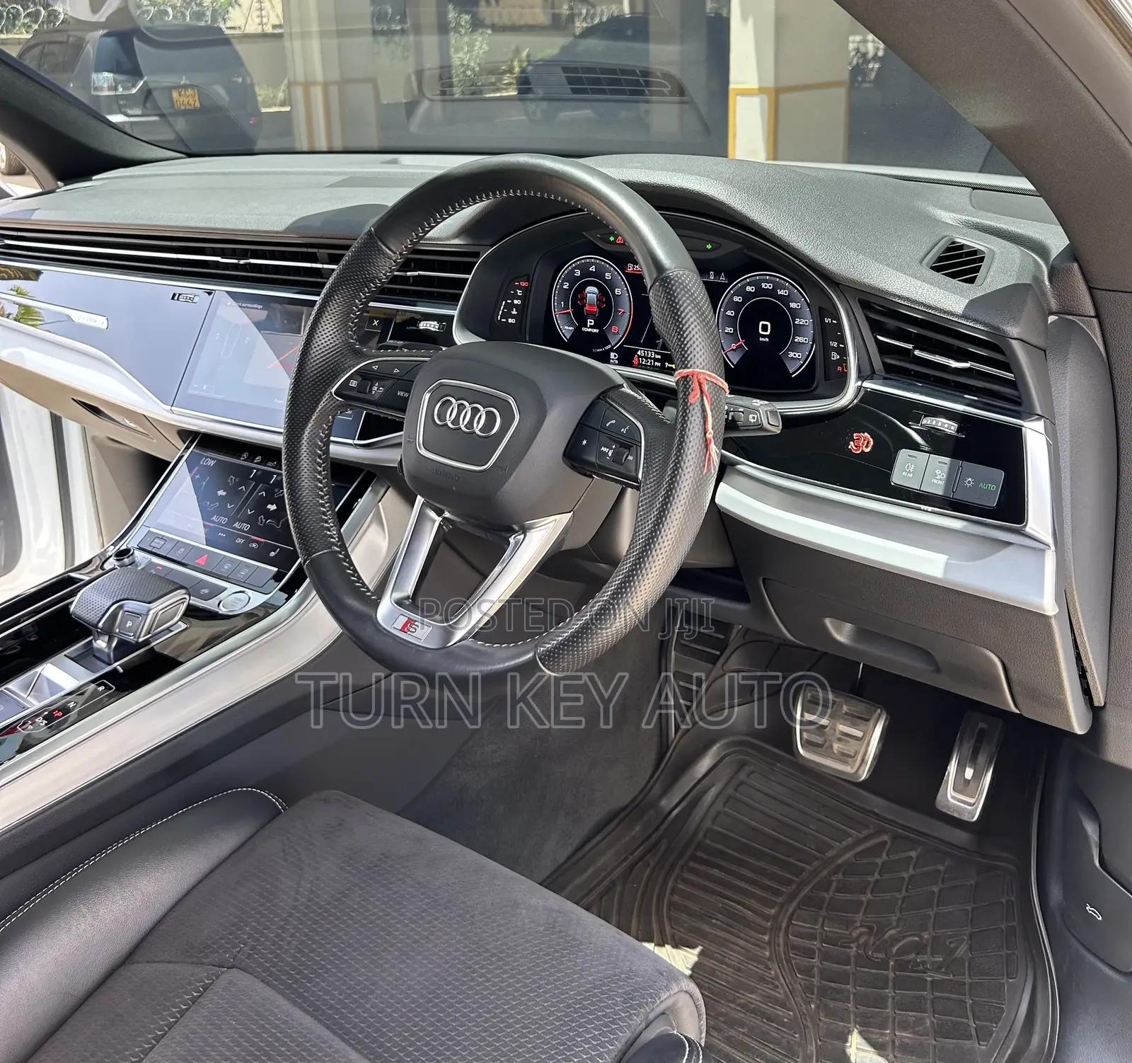 Audi Q8 2021 White