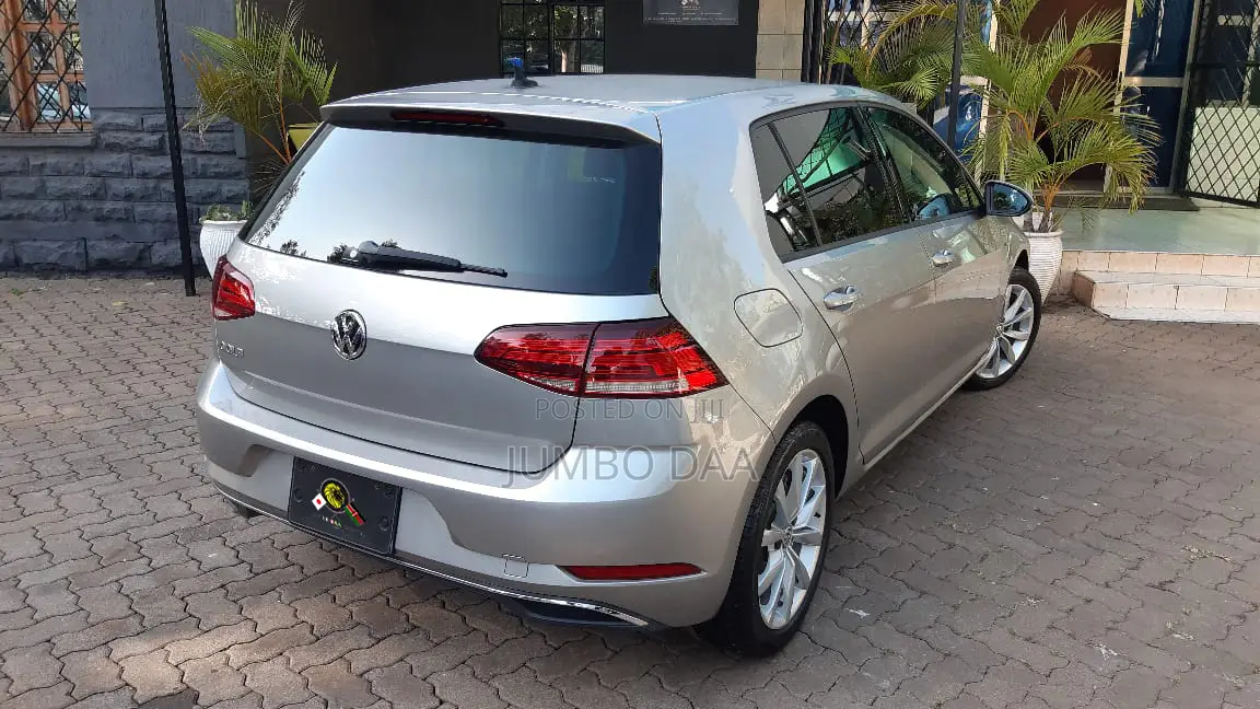Volkswagen Golf 2018 Gray