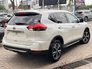Nissan X-Trail 2.0 Petrol AWD 2019 White