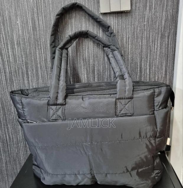 Quality Multi-Layer Travel Bag –Av - thumbnail 5