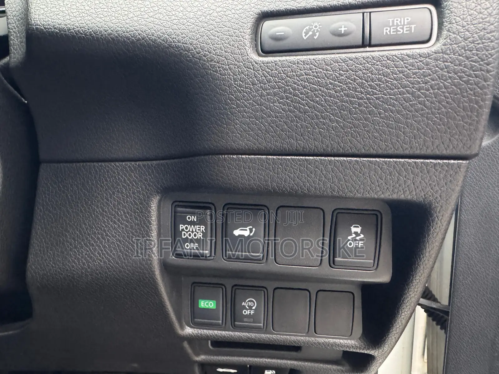 Nissan X-Trail 2.0 Petrol AWD 2019 White