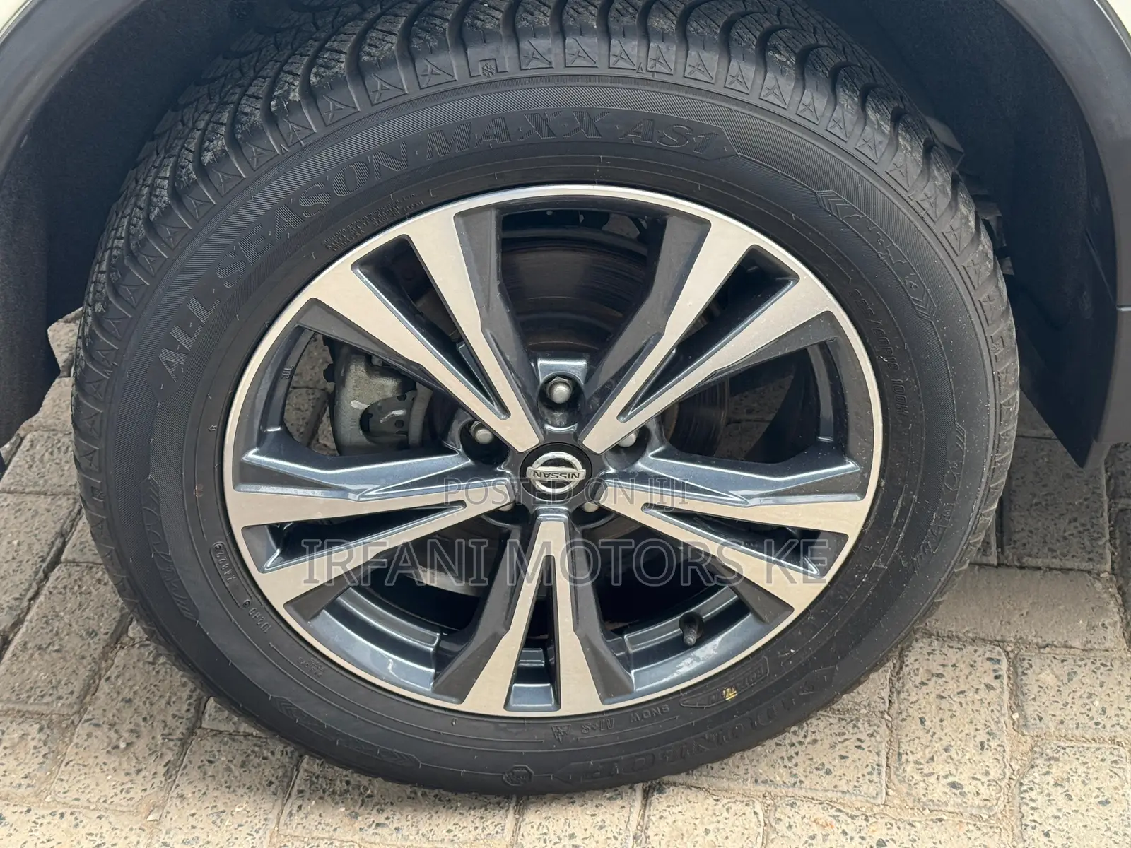 Nissan X-Trail 2.0 Petrol AWD 2019 White