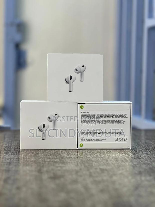 Apple Airpods Pro3 Earbuds - main view