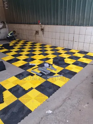 Upgrade Your Garage Floor With Garage Mats– No More Oil Stains
