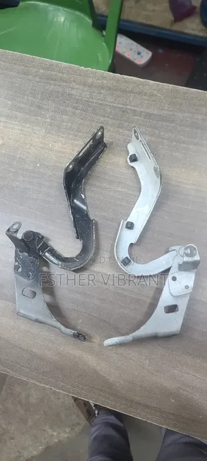 Honda Vezel Bonnet Hinges