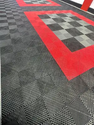 Anti-Slip Garage Mats – Professional Finish