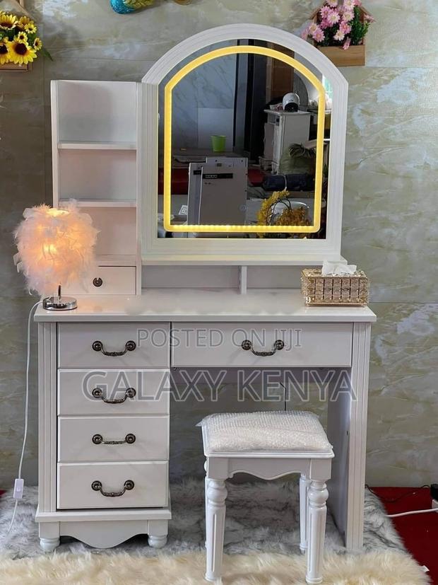 Wooden Dressing Table With Led Light in White