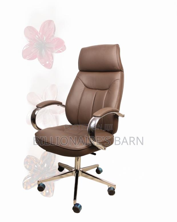 Brown Executive Office Chair | Boardroom-Ready Style | Chrome - thumbnail 3