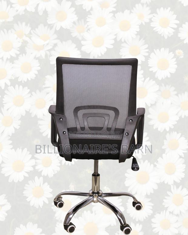 Black Compact Ergonomic Chair | Boardroom-Ready Style | Compact - thumbnail 4