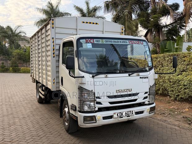 Isuzu NQR Coverbody 2022 White - thumbnail 5