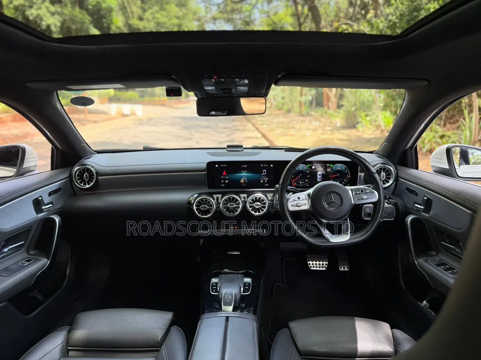 Mercedes-Benz A-Class 2019 White