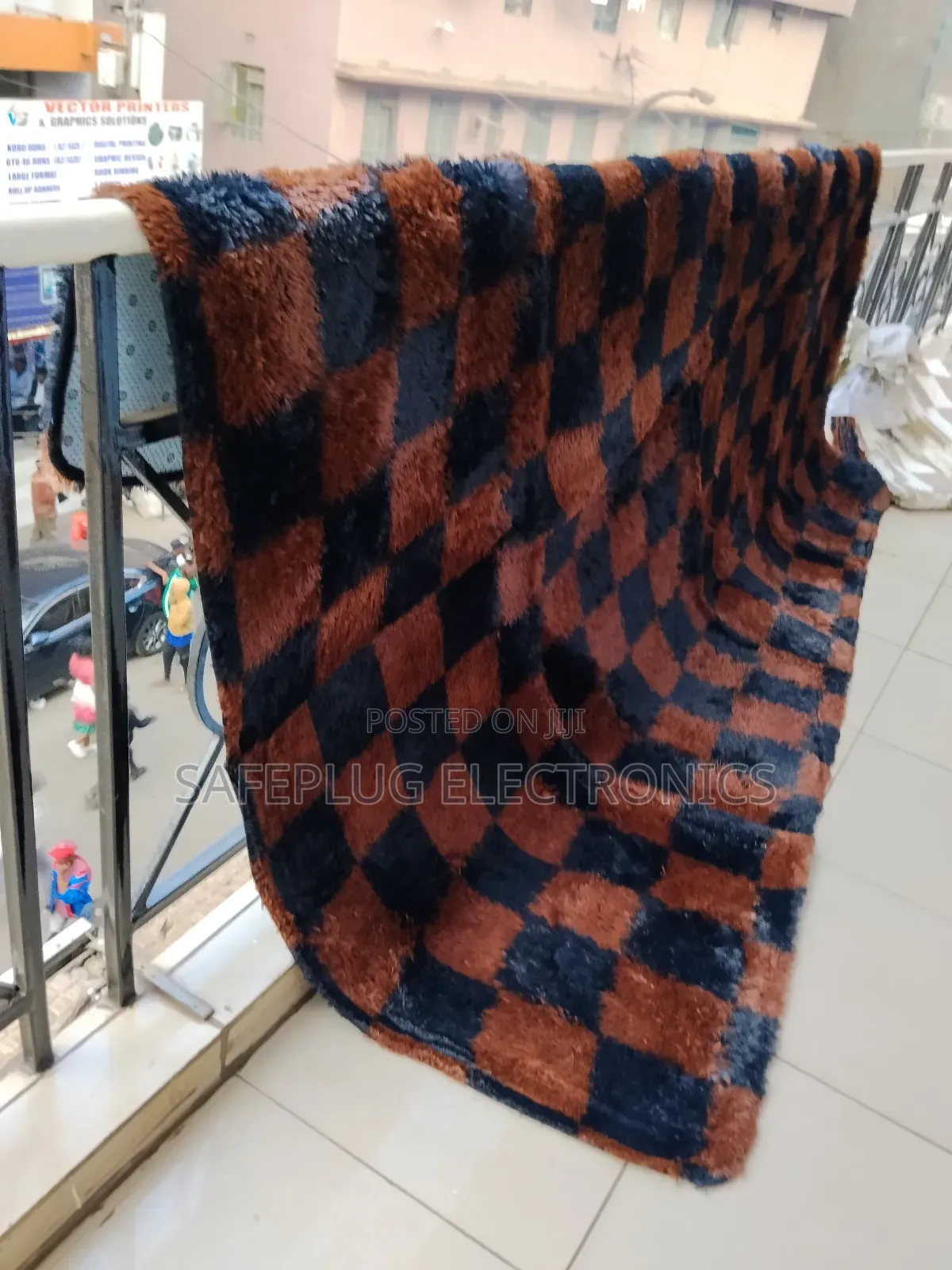 Fluffy 7x10 Carpet Patch - Soft Luxurious"