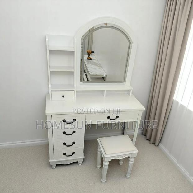 Dressing Table - main view