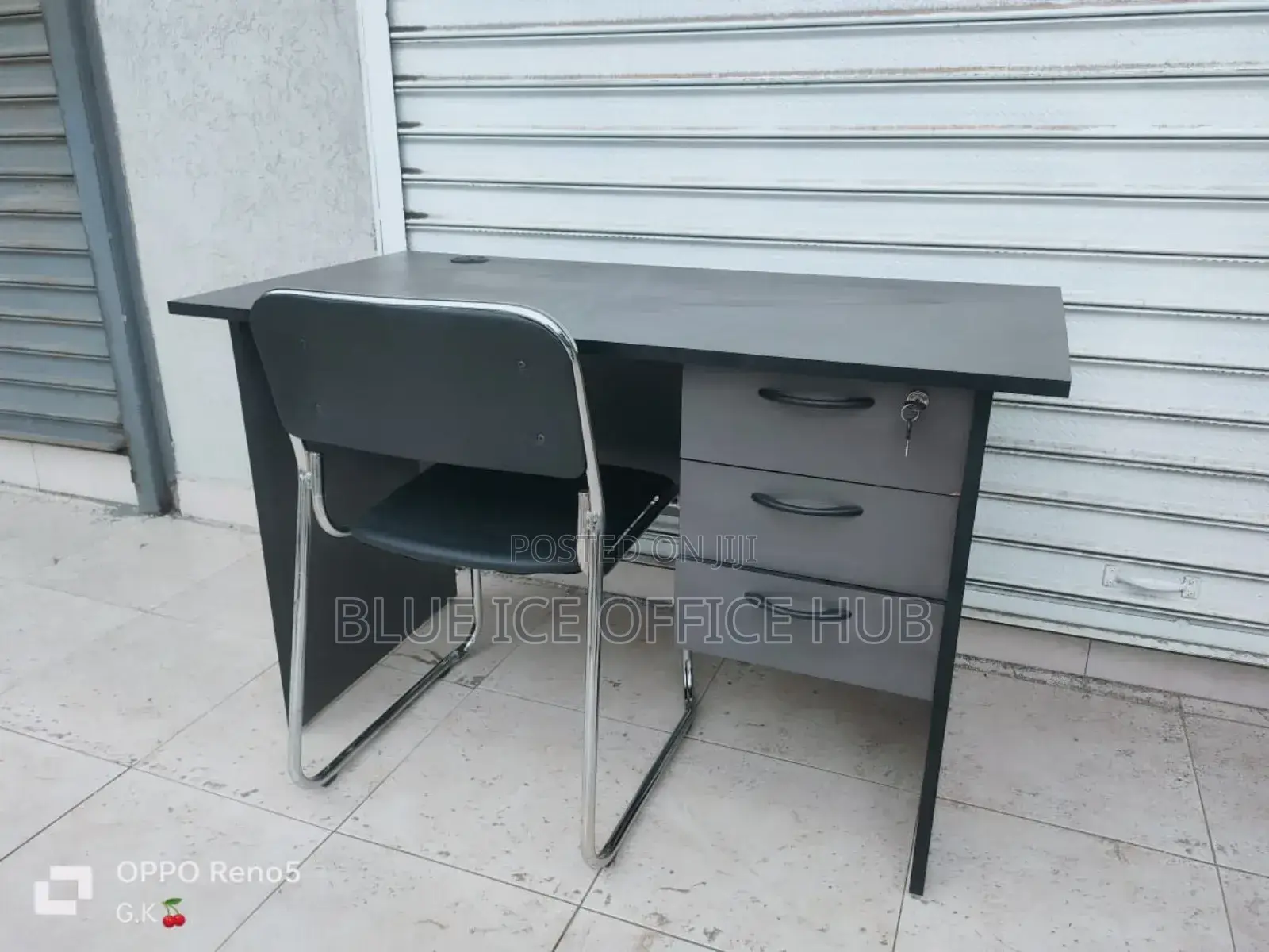 Working Desk With Leather Cfa Chair