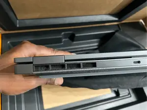New Laptop HP Omen 16 16GB AMD Ryzen 7 SSD 512GB
