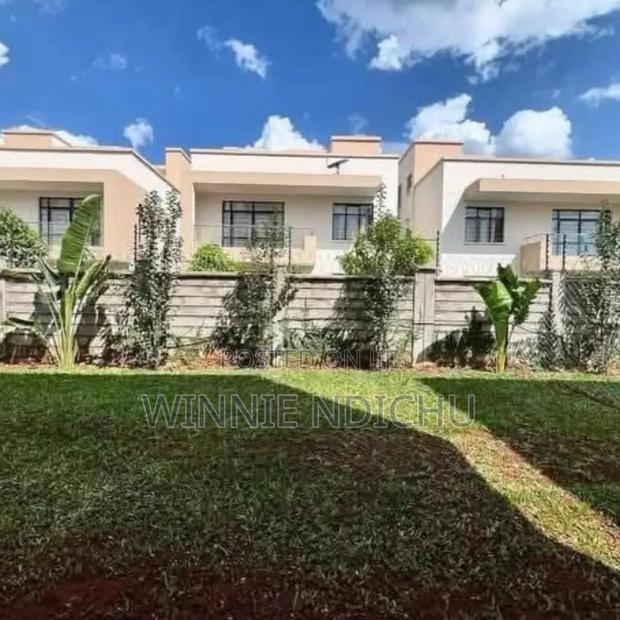 5bdrm Mansion in Membley for rent - main view