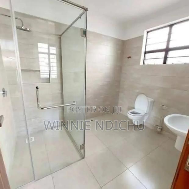 5bdrm Mansion in Membley for rent - thumbnail 2