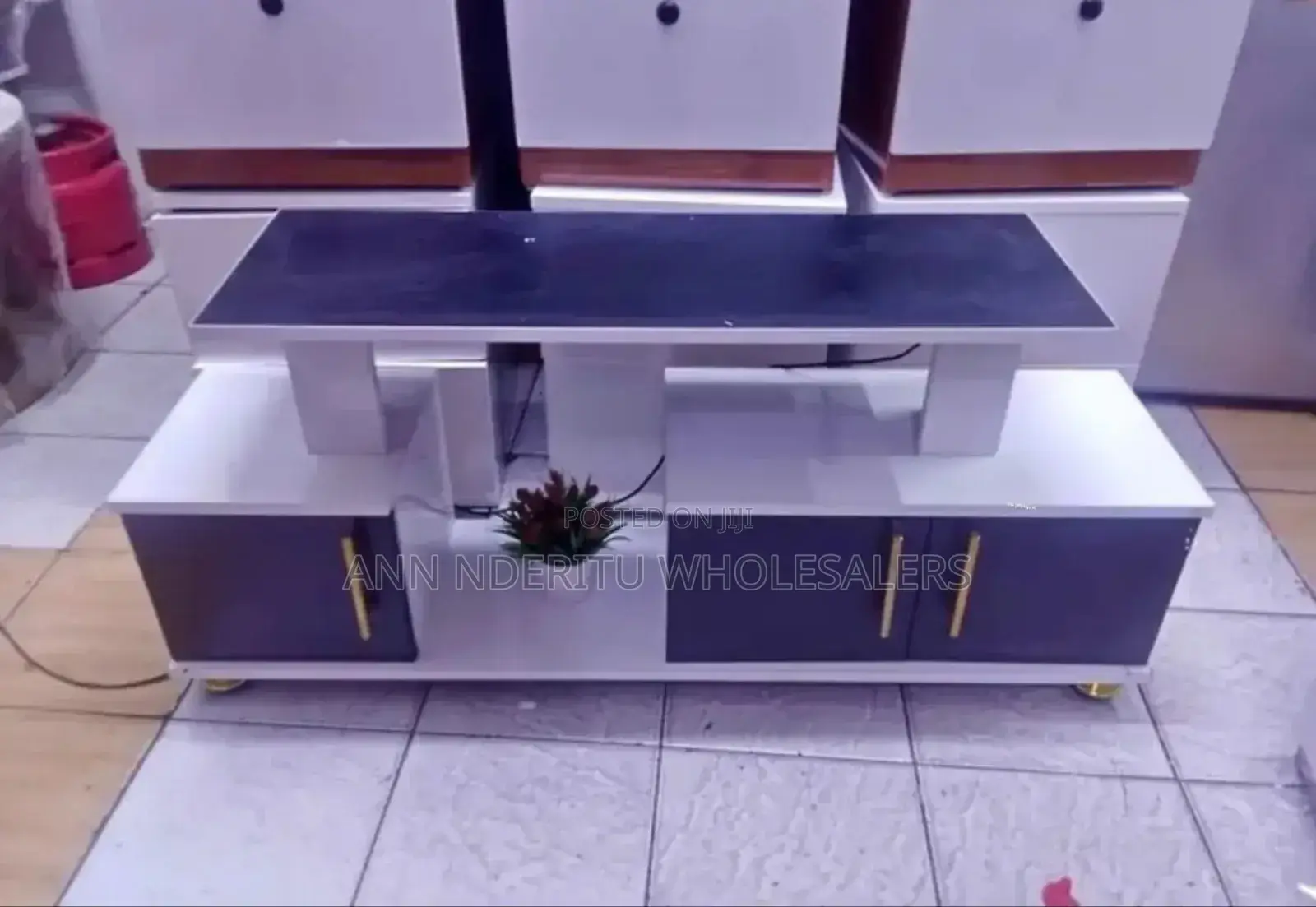 4 FTS Instabul 2 Television Stand