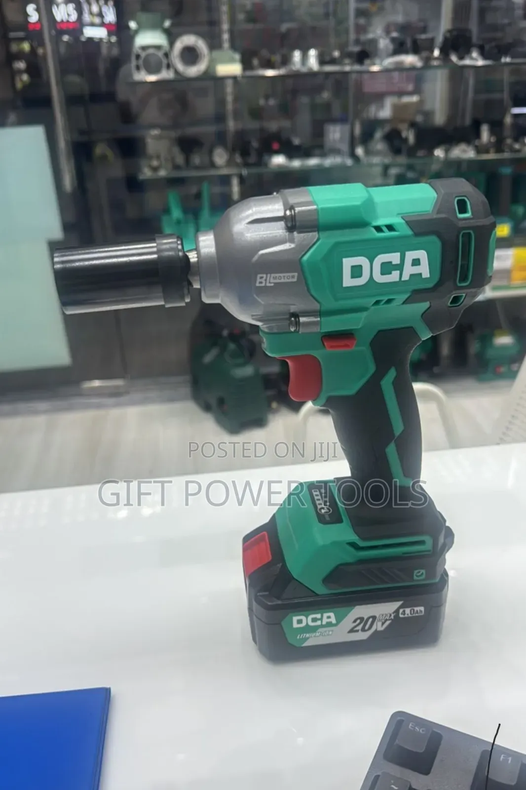 Dca Cordless Impact Wrench 20v/20v Brushless and Cordless Impactwrench